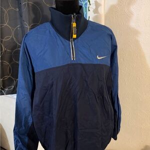 Nike Men's Two-Tone Blue Windbreaker
